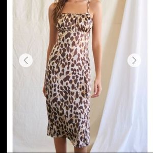 Forever 21 Women’s Woven Leopard Print Midi Length Dress Brown/Tan